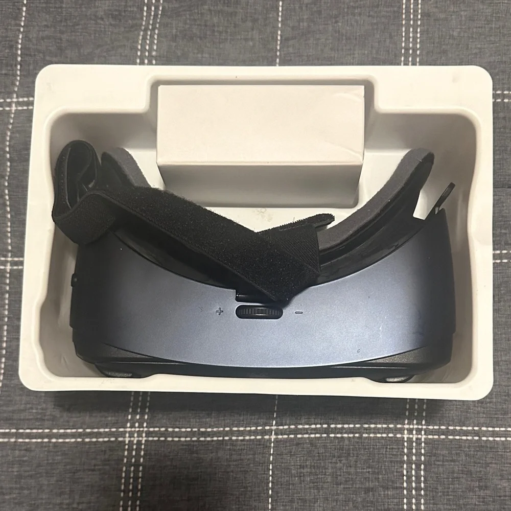 Samsung Gear VR Headset - Charcoal Black
